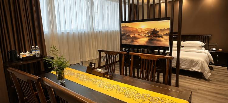 柏顿·世纪酒店(乌鲁木齐红山公园CCMALL店)图片