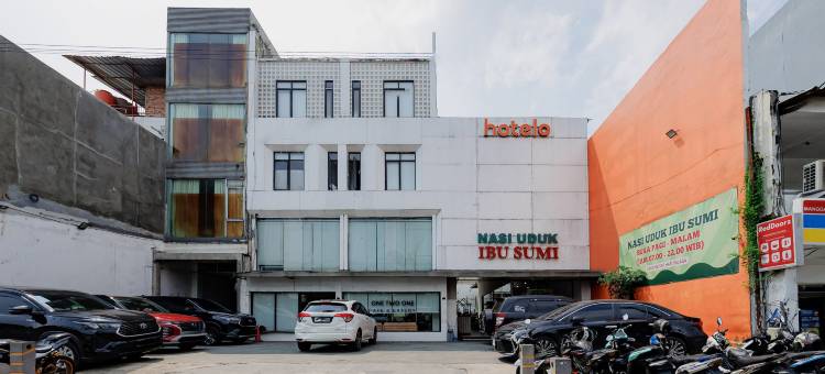 红多兹酒店近芒加杜阿购物中心(RedDoorz Near Mangga Dua Mall)图片