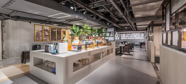 地平线电竞酒店(衢州国金中心水亭门店)图片