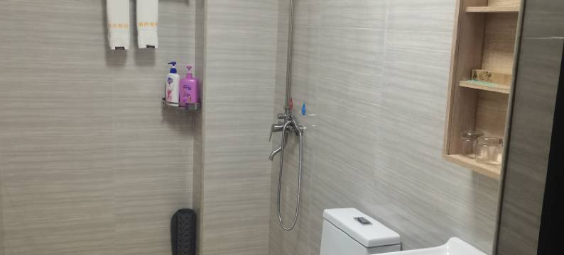 鹊桥客栈(中国爱情小镇许愿塔店)图片