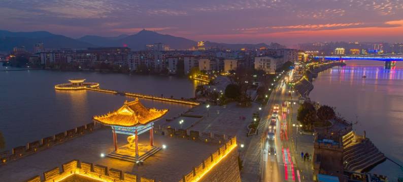 宜尚PLUS酒店(襄阳站民发商业广场店)图片