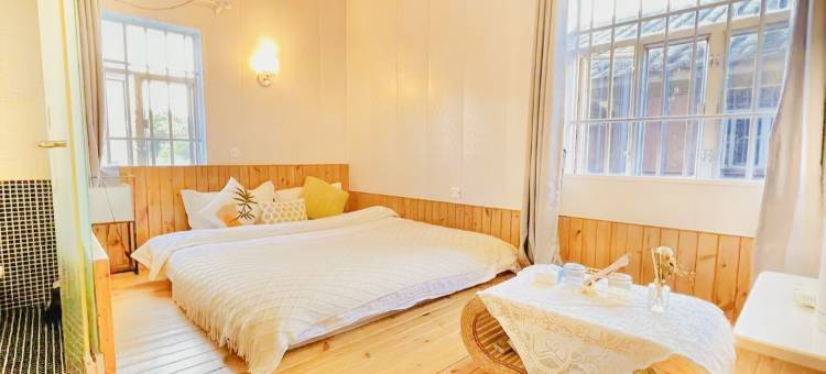 深圳荔枝小院民宿(较场尾海滩店)图片