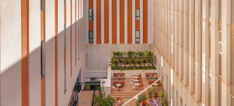 宜必思尚品塞维利亚圣胡斯塔酒店(Ibis Styles Sevilla City Santa Justa)图片