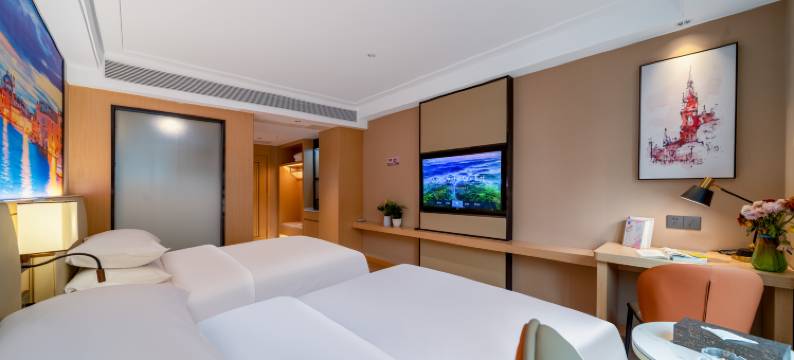 悦来好客·雲际·智享高空景观酒店(六盘水高铁站人民广场店)图片
