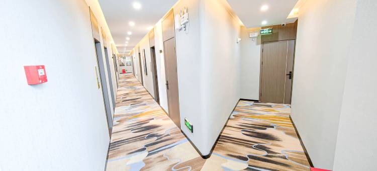 新嘉豪酒店(金堂万达店)图片