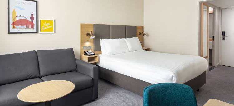 伦敦盖特威克机场假日酒店(Holiday Inn LONDON - GATWICK AIRPORT by IHG)图片