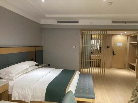 临澧华城大酒店