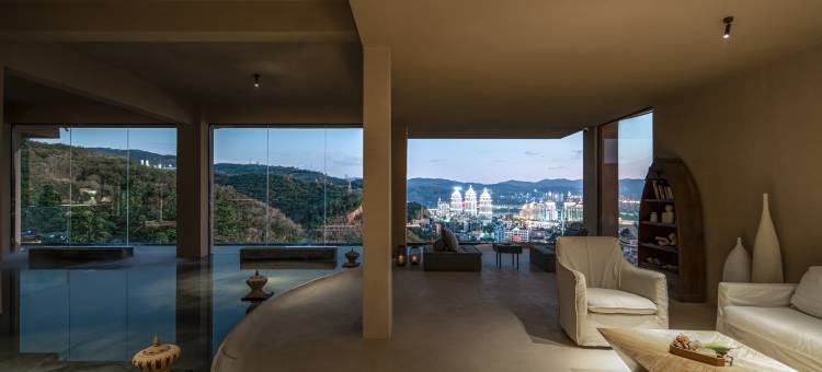 西双版纳景洪椿山夕上SAND POOL半山度假酒店图片