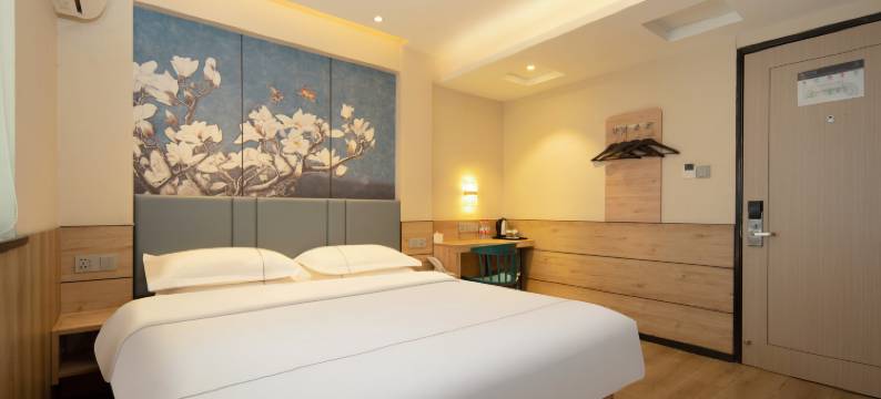 白玉兰酒店(连云港赣榆万达广场义塘路店)图片