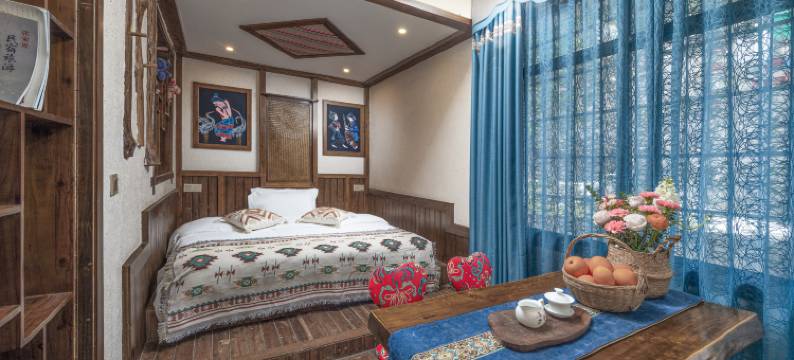 张家界山外山客栈(武陵源森林公园东门店)图片