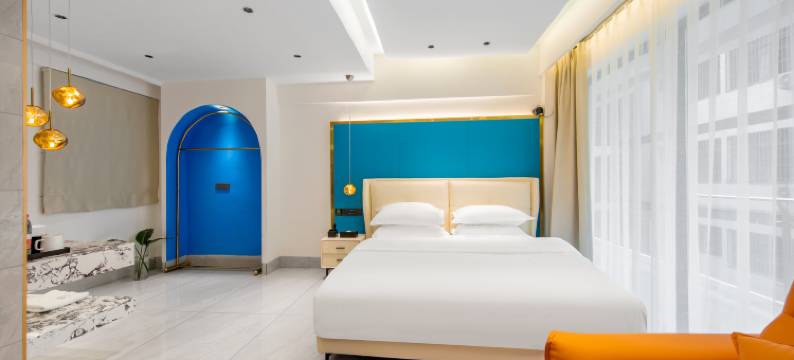 花月酒店(西双版纳景洪告庄西双景星光夜市店)图片