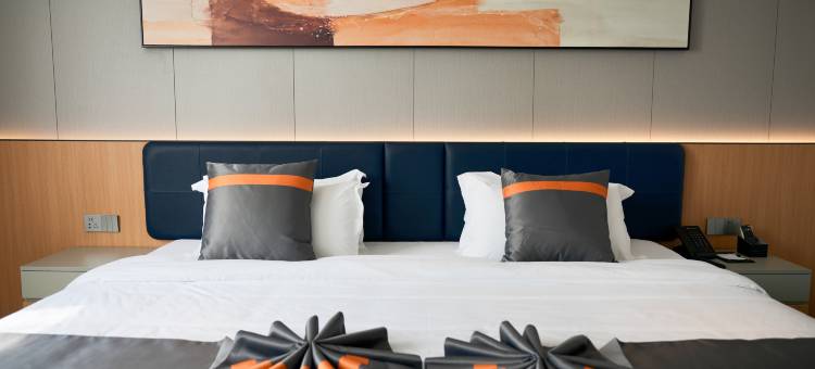 如家睿柏·云酒店(南通濠河风景区小石桥店)图片