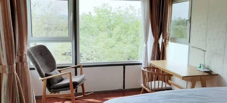 栗子•花开山居图片