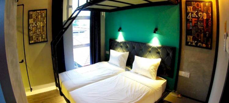 OYO 90899 马六甲图布酒店(OYO 90899 Tube Hotel Melaka)图片