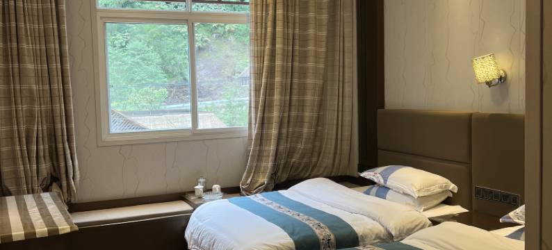 贡山蓝湾精品酒店(独龙江店)图片