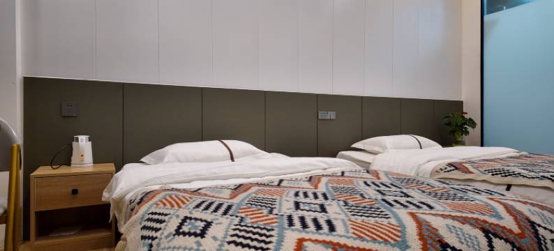 倚山壹聚火山民宿图片