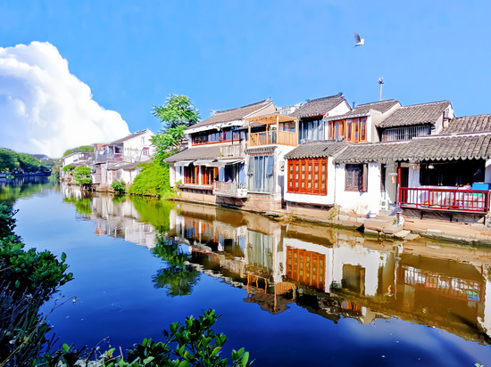 兰韵小院河景民宿(同里古镇店)