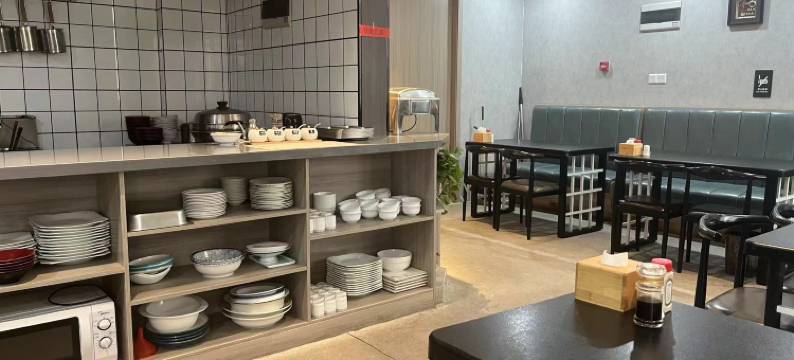 宏酒店·翔(沧州第八中学南川老街店)图片