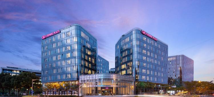 上海虹桥金臣皇冠假日酒店图片