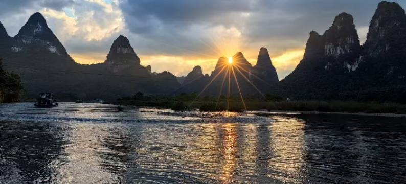 好客来居·悠然善客民宿(阳朔兴坪古镇二十元人民币风景区店)图片