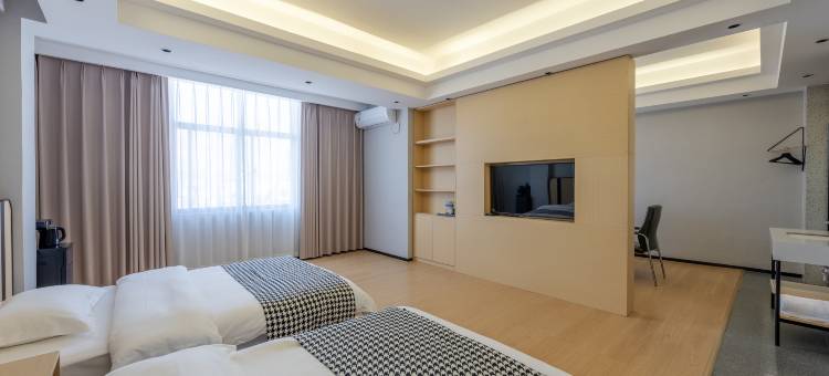 云际酒店(宣威火车站店)图片