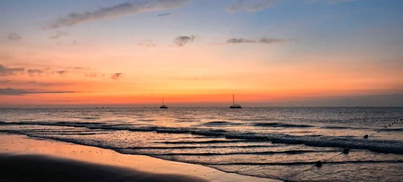 IE House轻奢民宿(秦皇岛海碧台店)图片