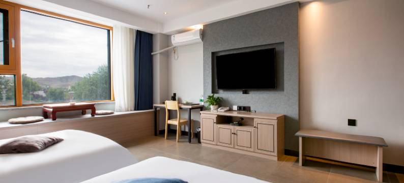 可可托海蕴强大酒店图片