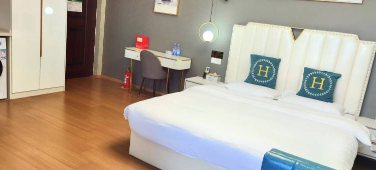 江阴蓝心居影院酒店图片