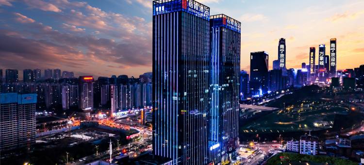 怡程酒店·ECHENG Hotel(南宁东站华丰城爱琴海城市广场店)图片