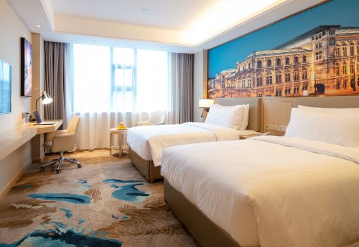 Vienna Hotel (Longhui Bus Terminal)Hotel Overview