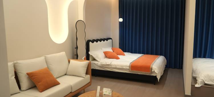 十三涧民宿(威海北站欧乐坊店)图片