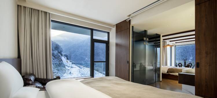 向春山民宿(四姑娘山风景区店)图片