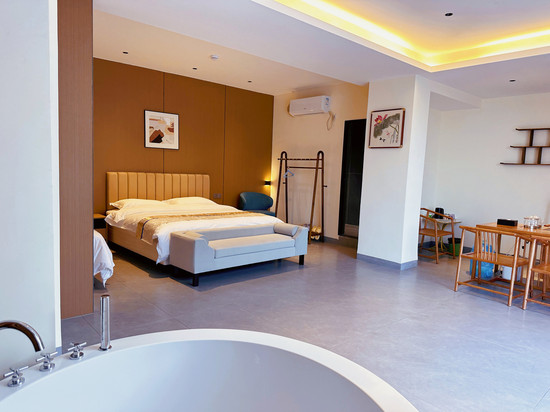 莲湖湾民宿(肇庆七星岩景区店)