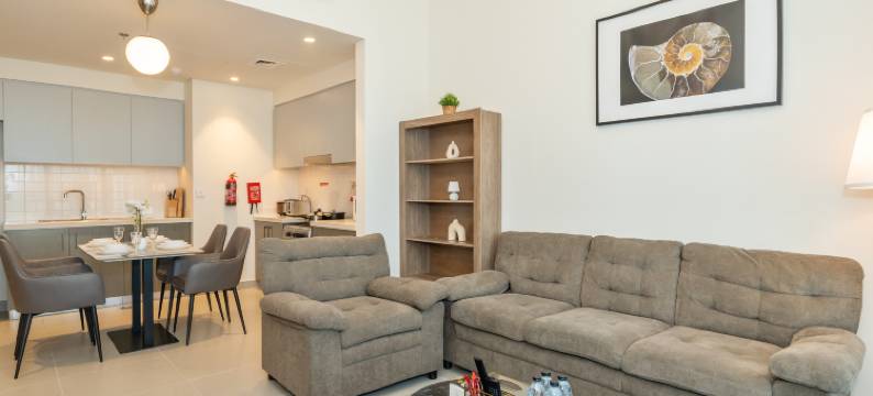 精致2房公寓 繁华都市夜景观 波斯湾海景(Luxury & Cozy 2BR w/Pool,Gym & Burj Khalifa View)图片