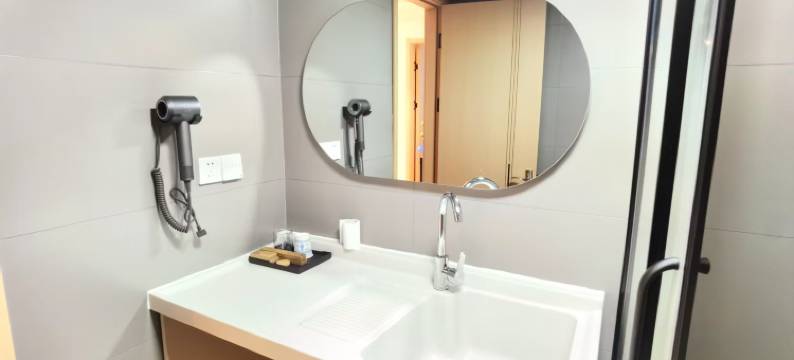 五感•里舍民宿(大同文赢湖店)图片