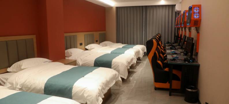 拾月拾电竞酒店图片