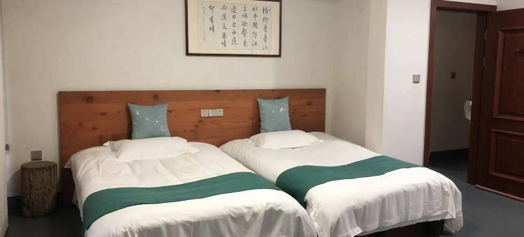 新昌村里村外民宿图片