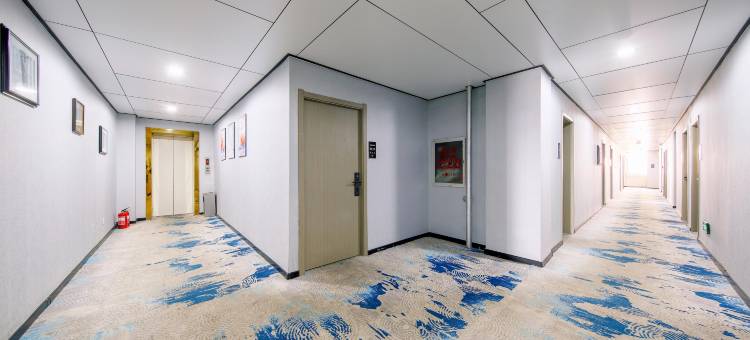 靓驿商务宾馆(工业大学金川店)图片