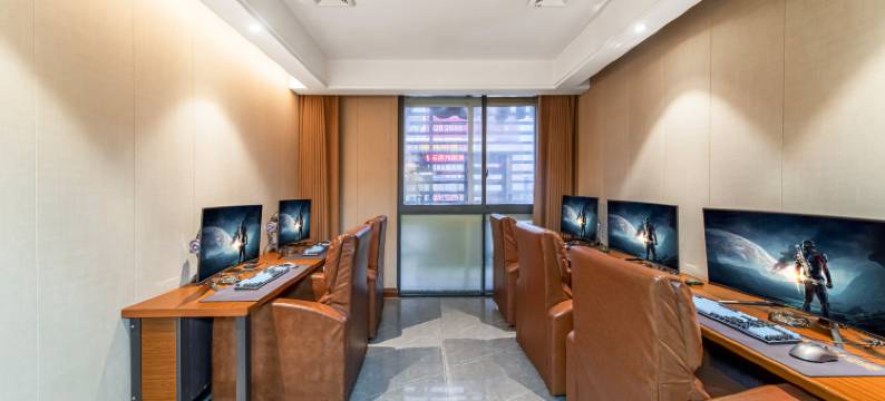 斗鱼电竞酒店(淮南蔡新路店)图片