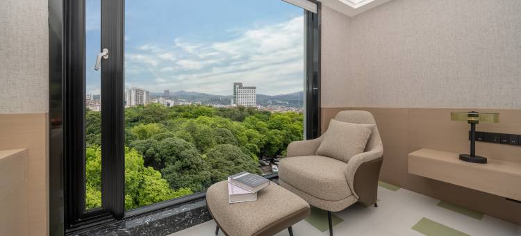 百色跨世纪假日酒店(右江民族医学院六中店)图片