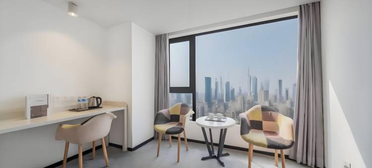 古德奈特酒店(汽博中心金渝地铁站店)图片