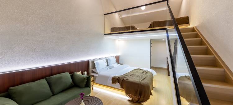 梓湘苑民宿(察哈尔广场店)图片