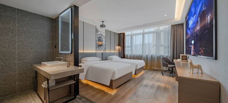 广州久龙酒店(凤冈步行街智慧新城店)图片