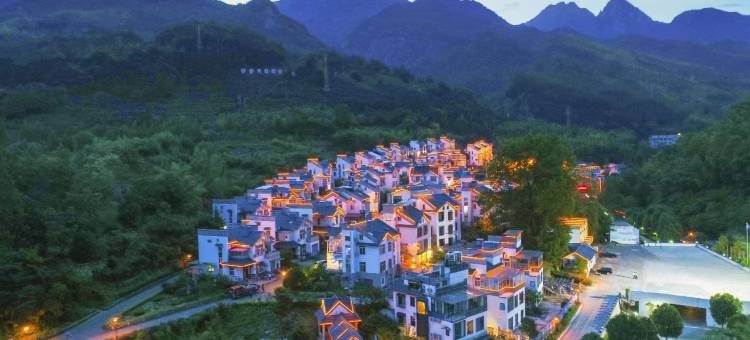 花筑·松也精品民宿(黄山景区南大门翡翠谷店)图片