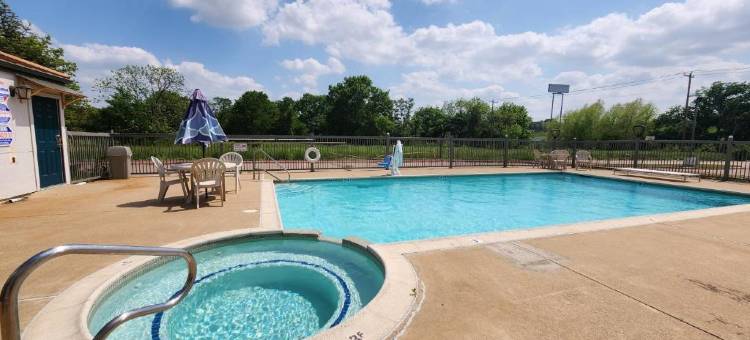 德克萨斯恩尼斯 6 号汽车旅馆(Motel 6 Ennis, TX)图片