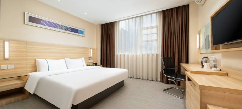 城市便捷酒店(南宁朝阳广场地铁站三街两巷店)图片