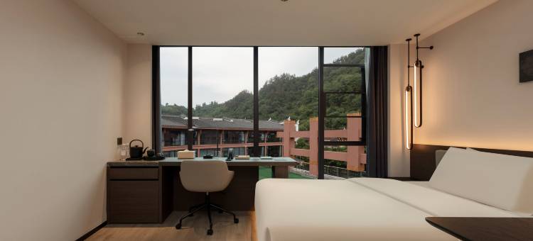 凤凰古城虹桥亚朵酒店图片