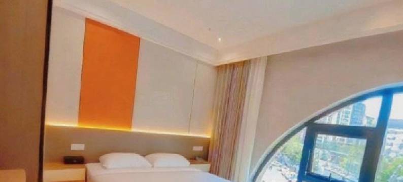 亚树湾酒店(青白江文体中心美程广场店)图片