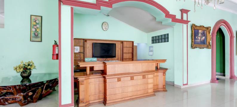 Hotel O Solo near RS JIH Solo formerly Azifa Inn图片