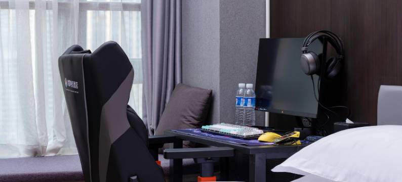 灵狐电竞酒店(长沙高铁吾悦广场店)图片